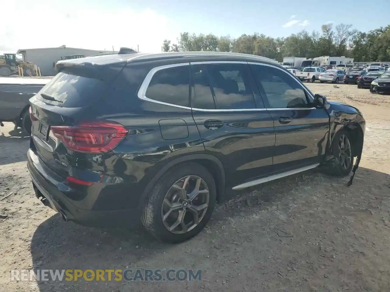 3 Photograph of a damaged car 5UXTY5C05M9G20991 BMW X3 2021