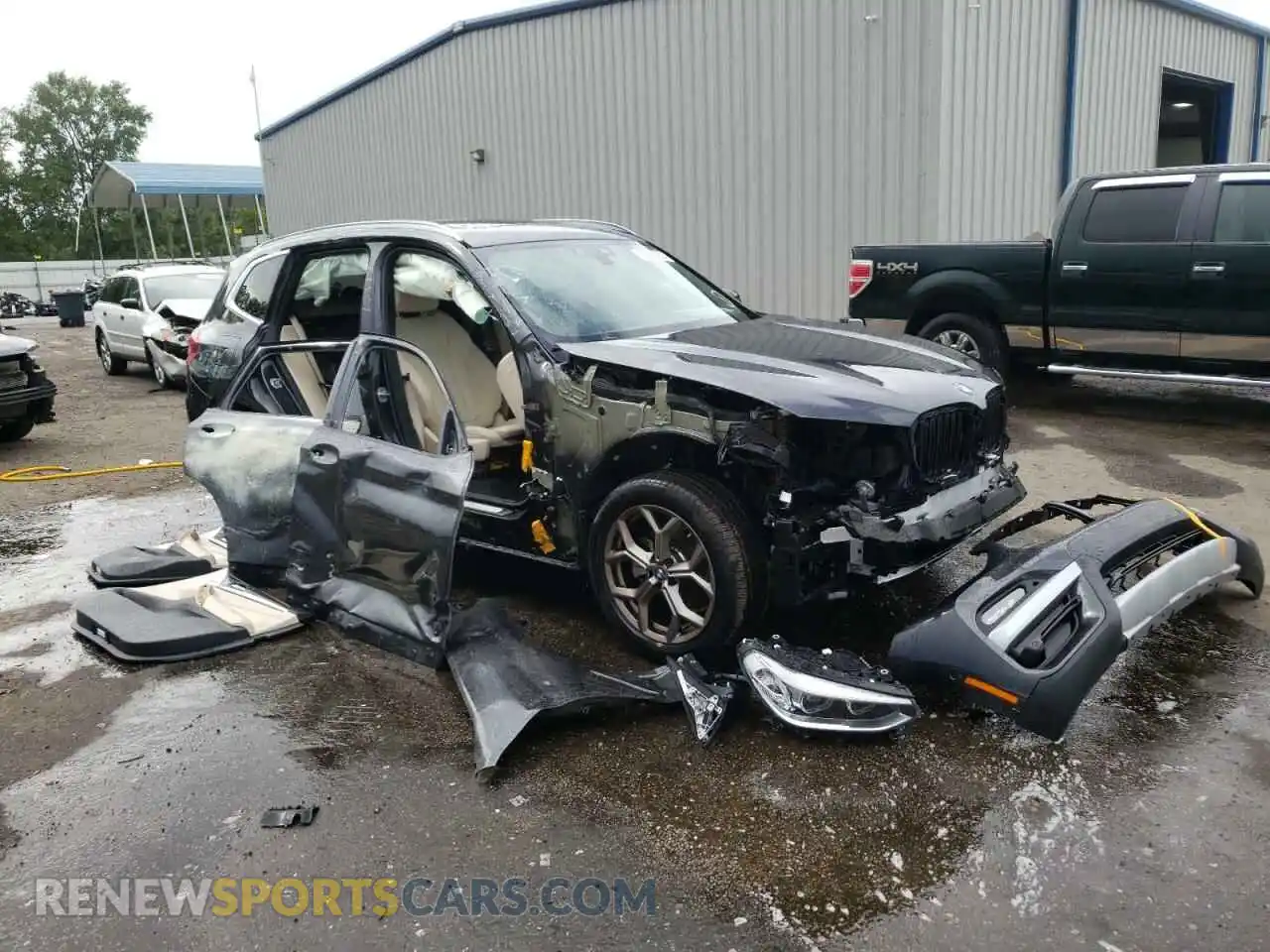 1 Photograph of a damaged car 5UXTY5C05M9G51710 BMW X3 2021