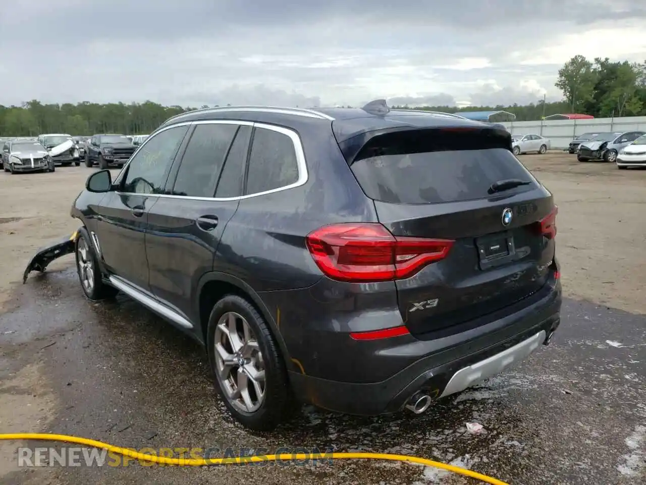 3 Photograph of a damaged car 5UXTY5C05M9G51710 BMW X3 2021