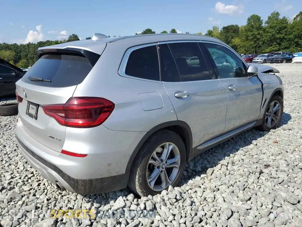 3 Photograph of a damaged car 5UXTY5C06M9E47563 BMW X3 2021