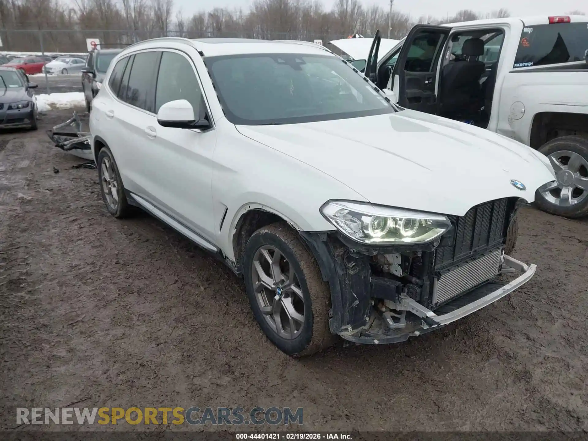1 Photograph of a damaged car 5UXTY5C06M9G26654 BMW X3 2021