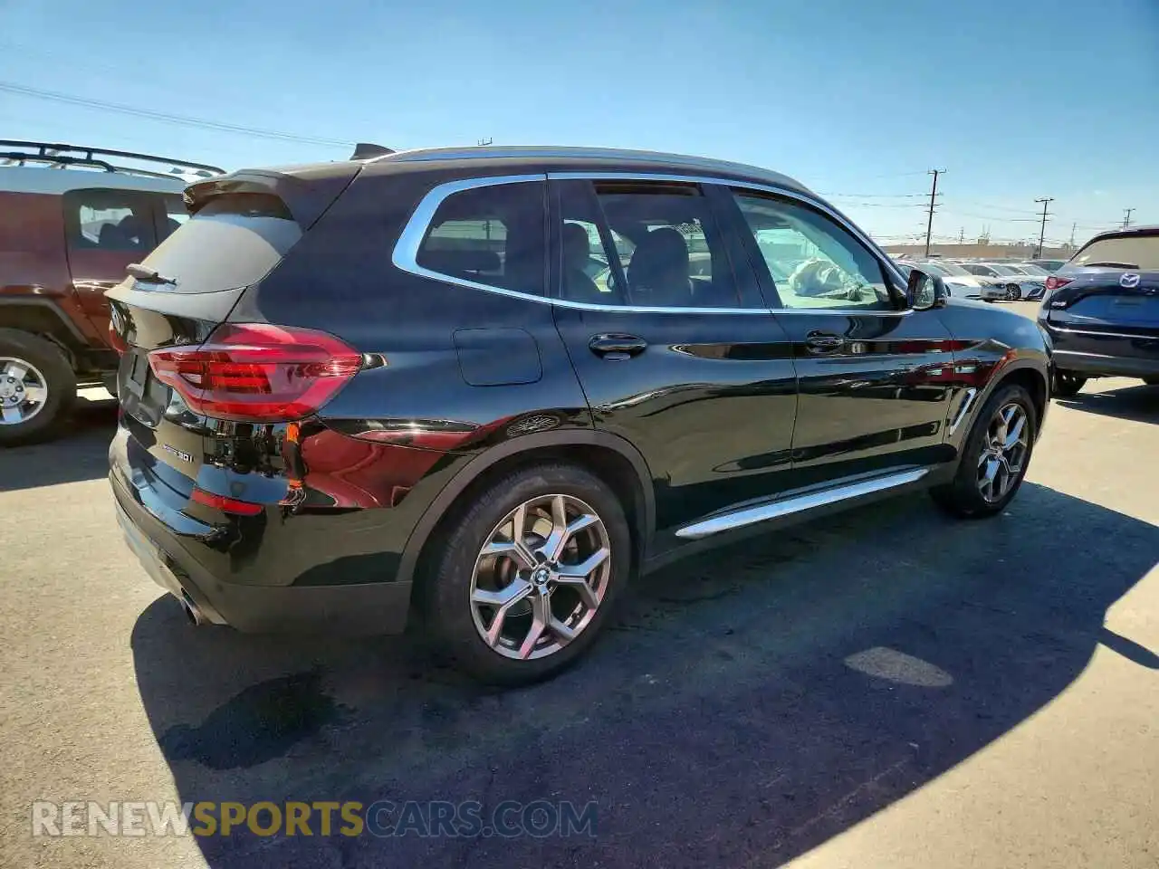 3 Фотография поврежденного автомобиля 5UXTY5C07M9E14667 BMW X3 2021