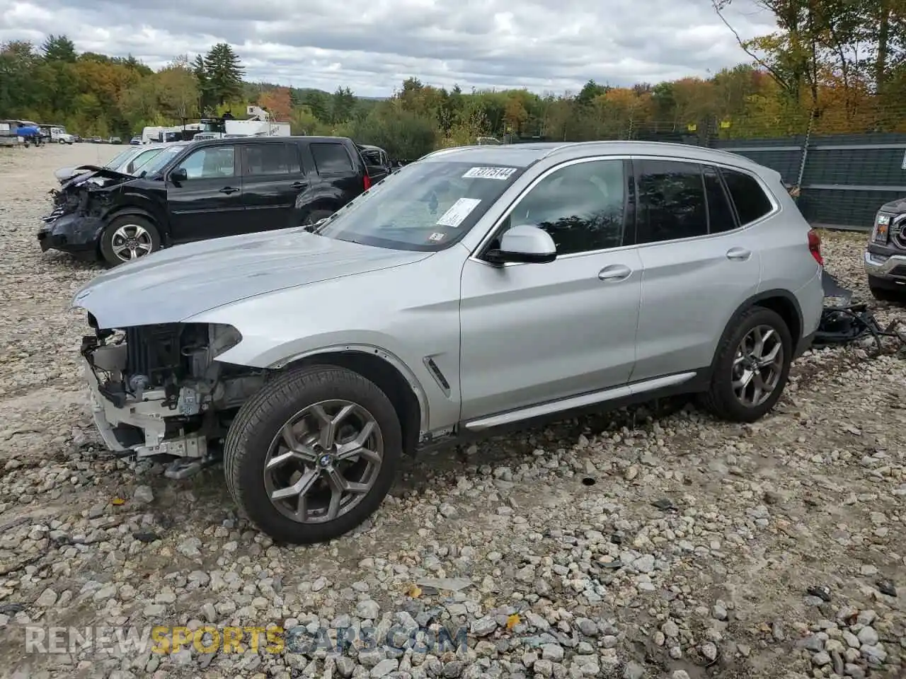 1 Photograph of a damaged car 5UXTY5C07M9F21282 BMW X3 2021
