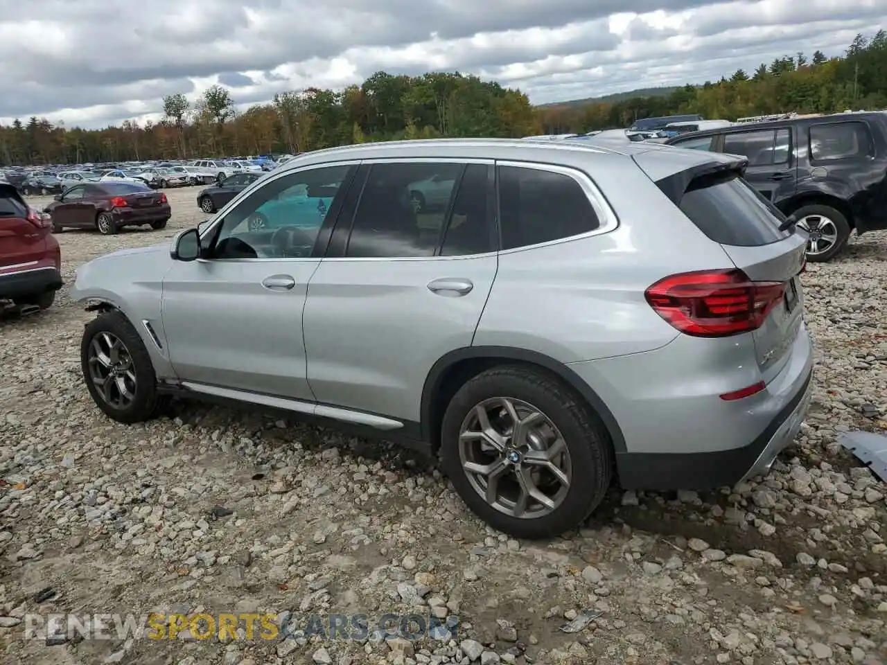 2 Photograph of a damaged car 5UXTY5C07M9F21282 BMW X3 2021