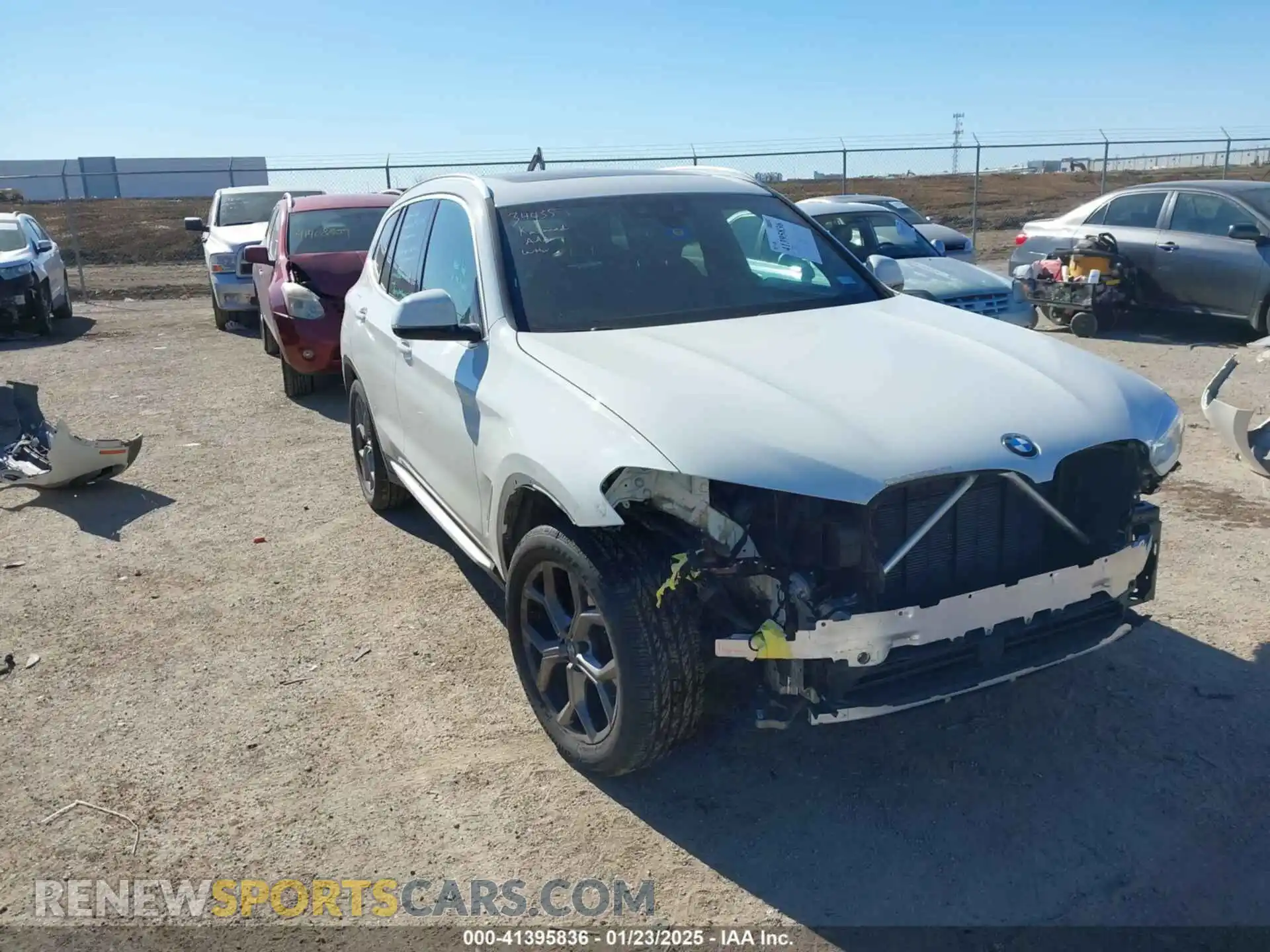 1 Photograph of a damaged car 5UXTY5C07M9F46280 BMW X3 2021
