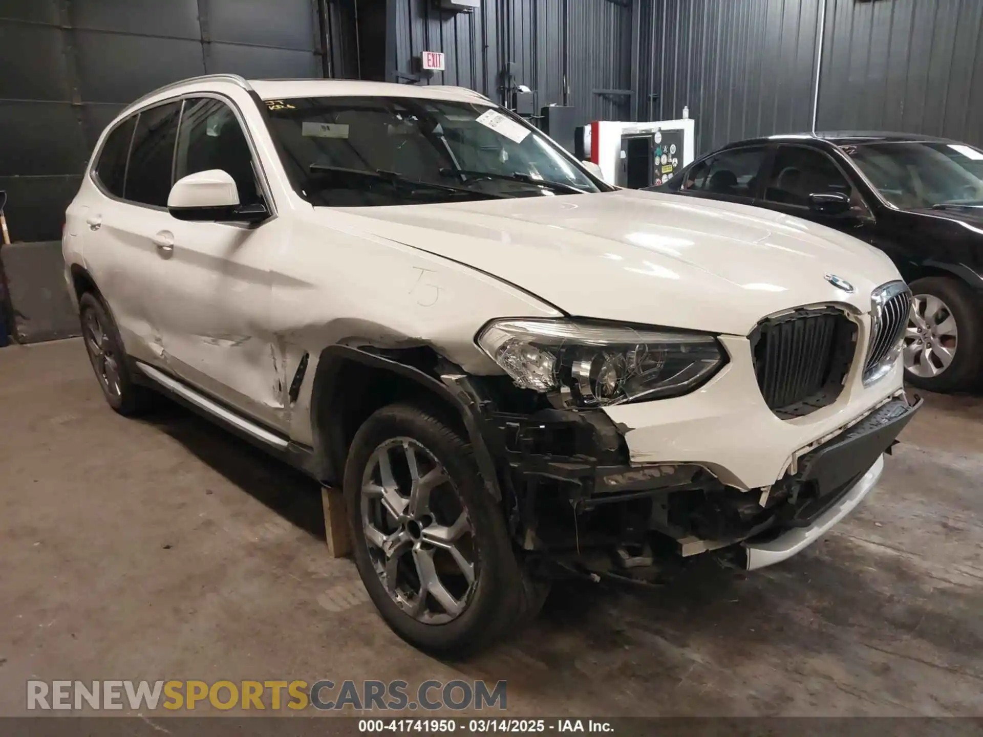 1 Photograph of a damaged car 5UXTY5C07M9F57926 BMW X3 2021