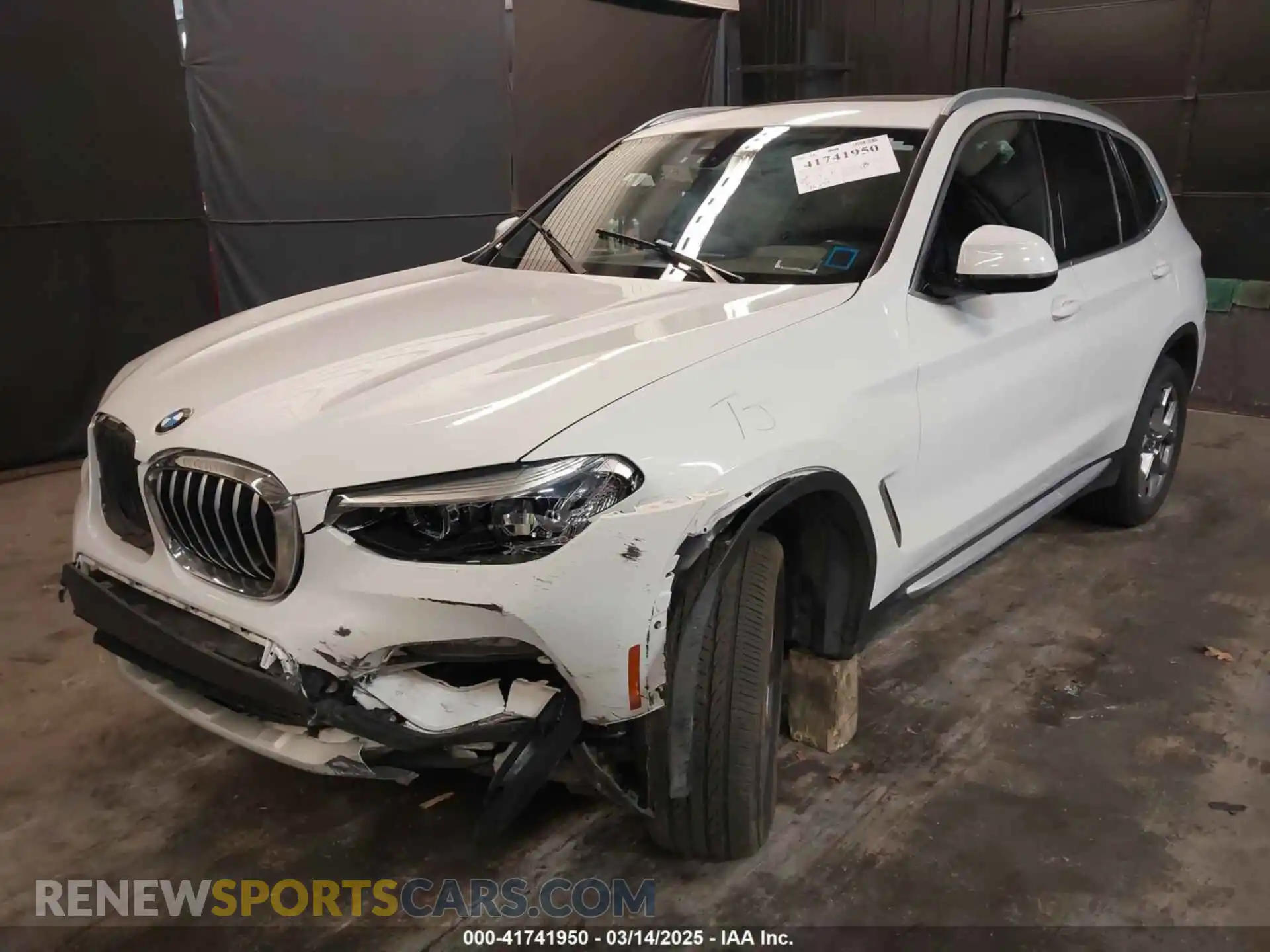 2 Photograph of a damaged car 5UXTY5C07M9F57926 BMW X3 2021