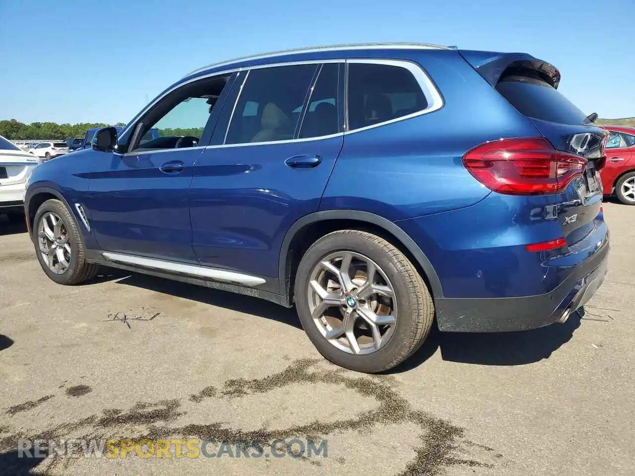 2 Photograph of a damaged car 5UXTY5C07M9G45925 BMW X3 2021