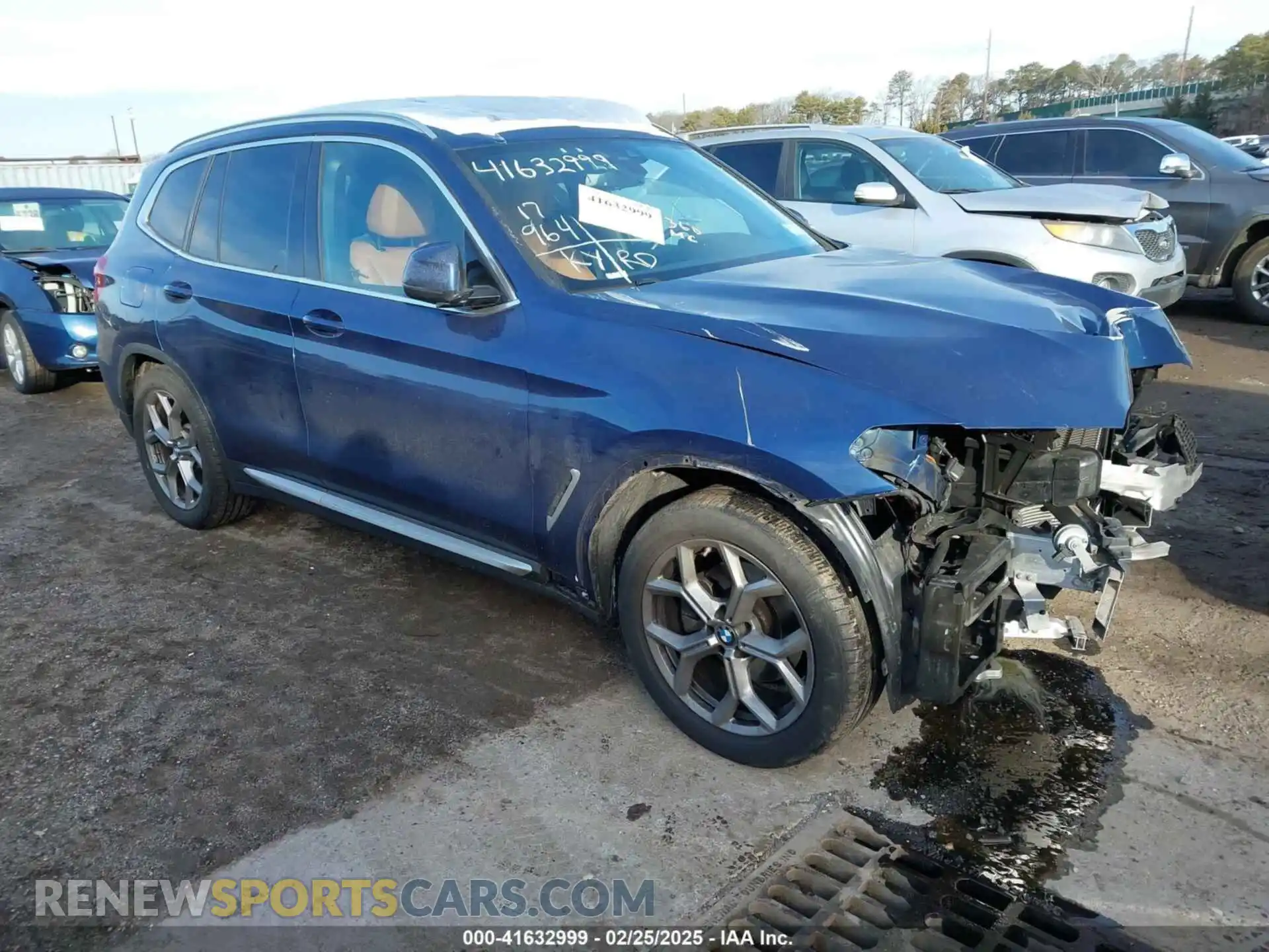 1 Photograph of a damaged car 5UXTY5C07M9H54854 BMW X3 2021