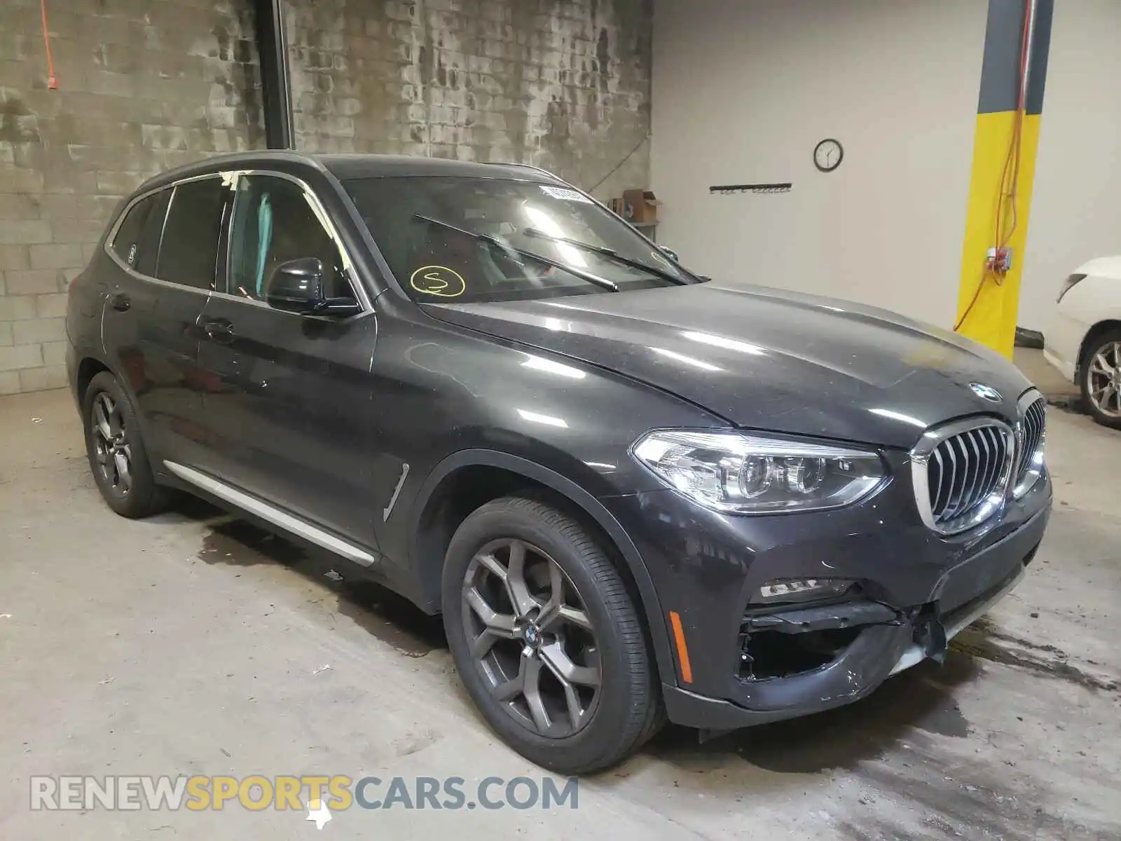1 Photograph of a damaged car 5UXTY5C08M9D96972 BMW X3 2021