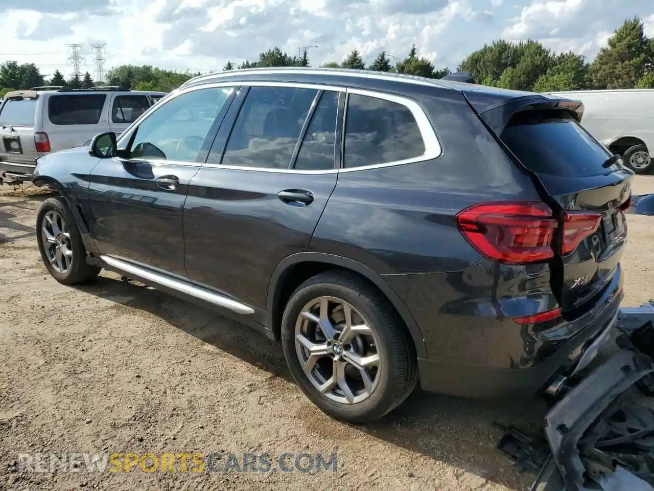 2 Photograph of a damaged car 5UXTY5C08M9E06996 BMW X3 2021