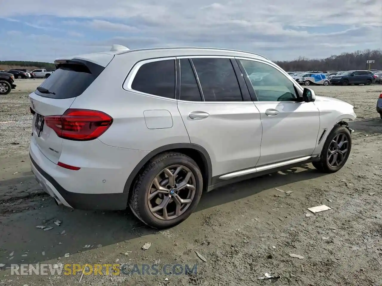 3 Photograph of a damaged car 5UXTY5C08M9E16816 BMW X3 2021