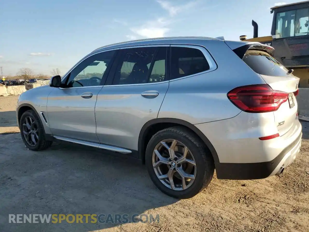2 Photograph of a damaged car 5UXTY5C08M9E82976 BMW X3 2021