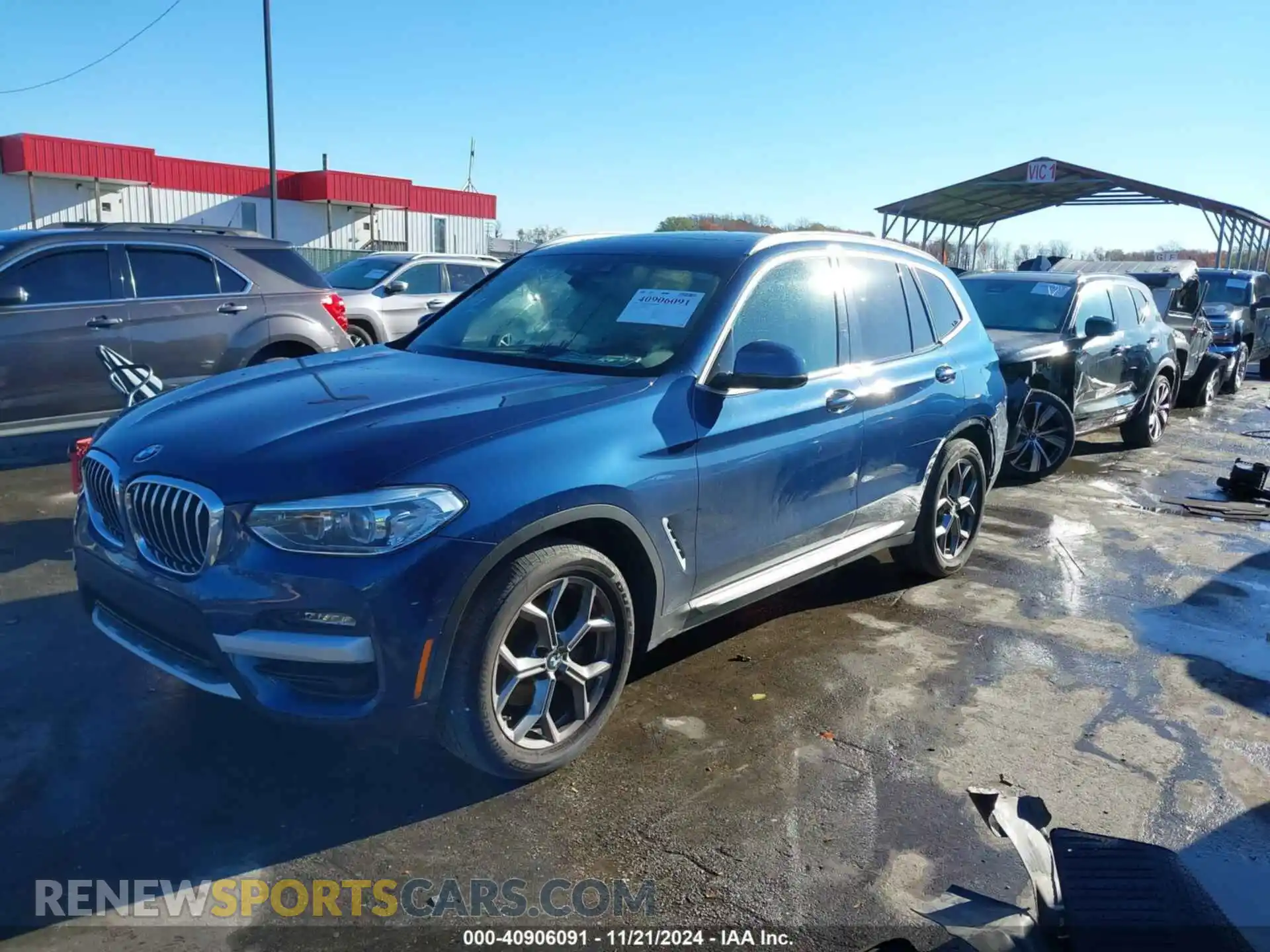 2 Photograph of a damaged car 5UXTY5C08M9F18794 BMW X3 2021