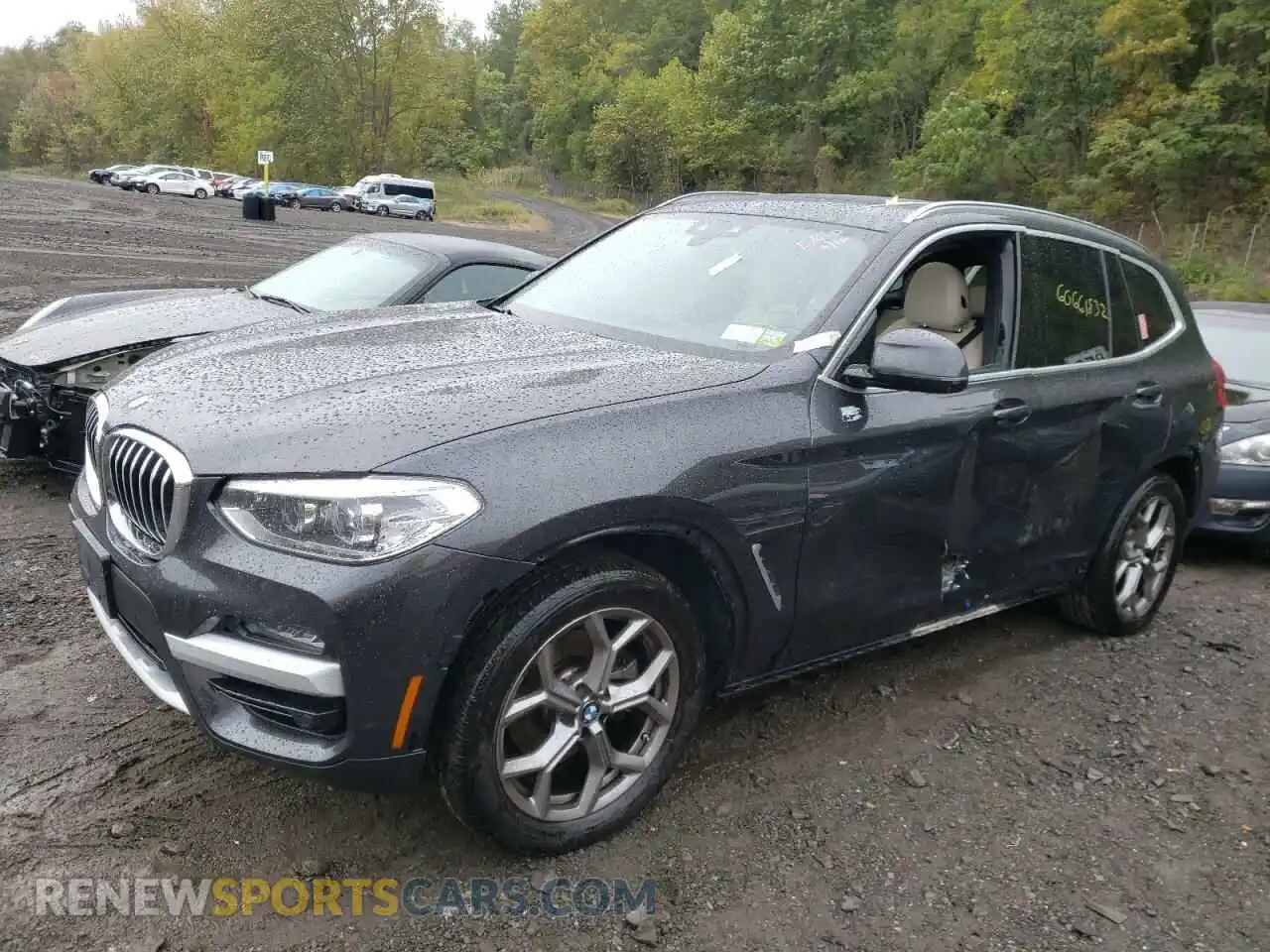 2 Photograph of a damaged car 5UXTY5C08M9F52573 BMW X3 2021