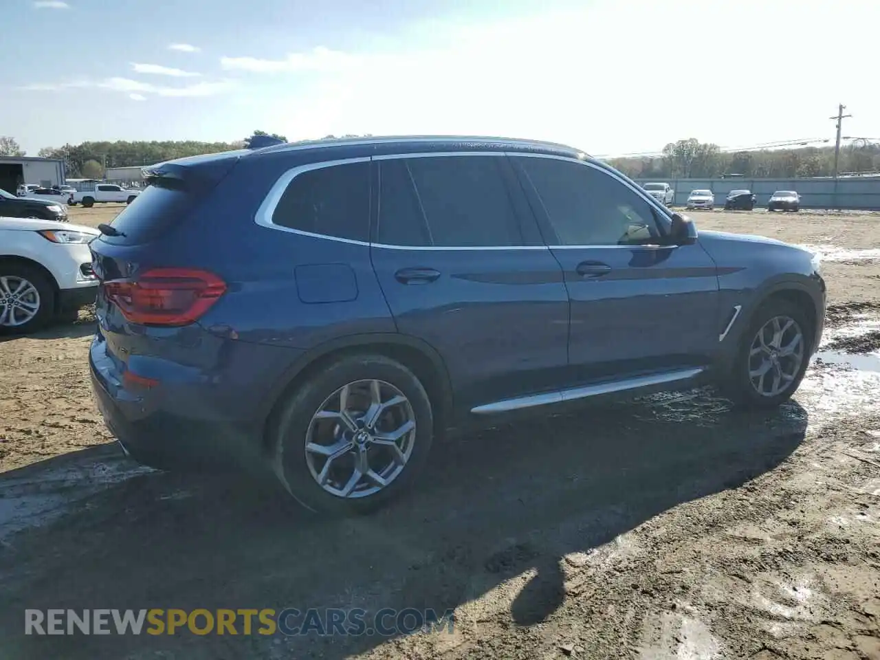 3 Photograph of a damaged car 5UXTY5C08M9F78705 BMW X3 2021