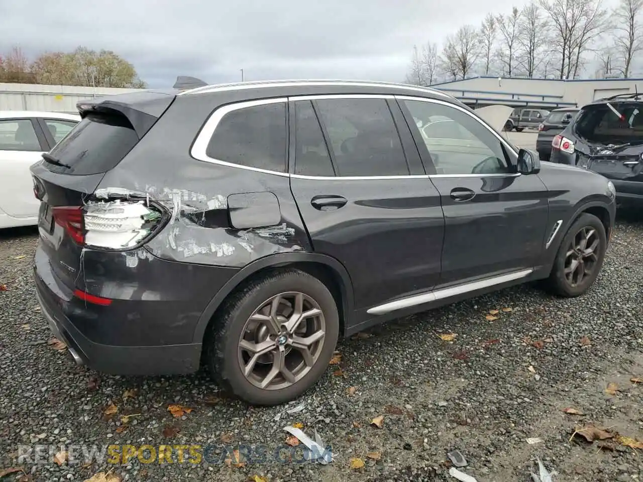 3 Photograph of a damaged car 5UXTY5C08M9F79854 BMW X3 2021