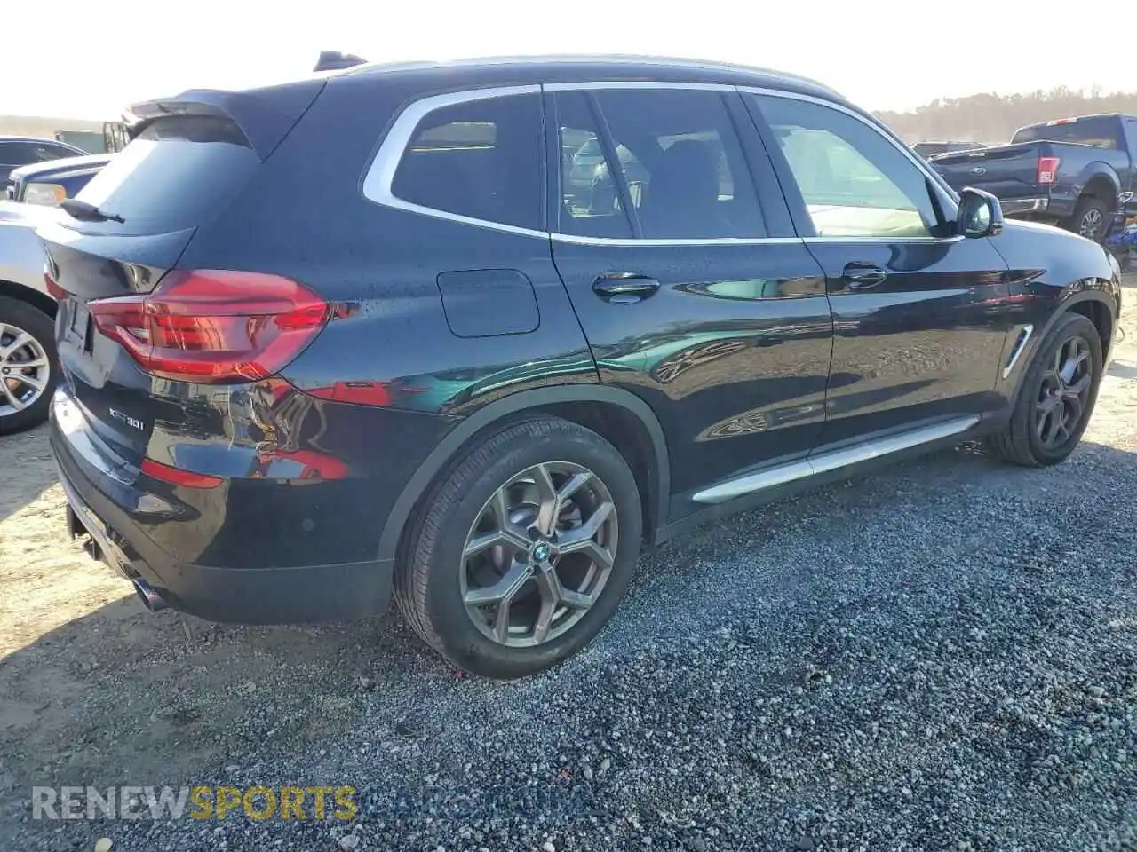 3 Photograph of a damaged car 5UXTY5C08M9G54052 BMW X3 2021
