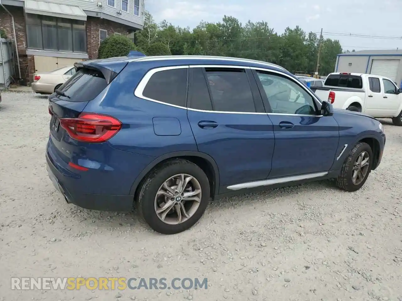3 Photograph of a damaged car 5UXTY5C08M9G72003 BMW X3 2021