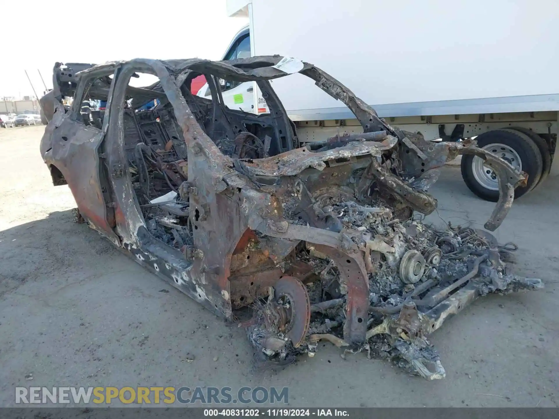 1 Photograph of a damaged car 5UXTY5C09M9E91086 BMW X3 2021