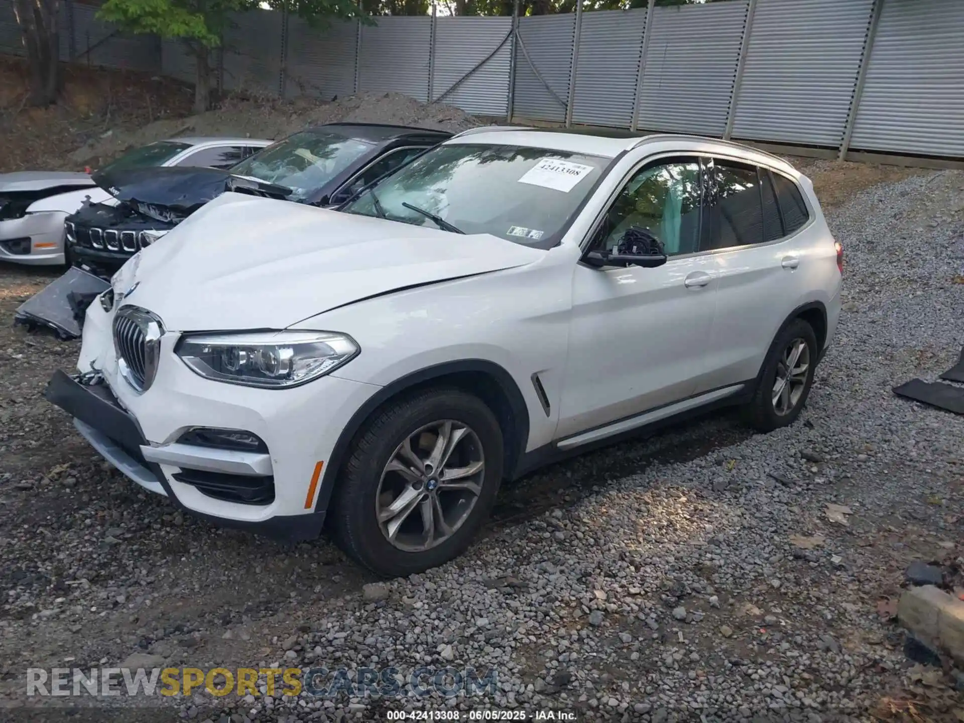 2 Photograph of a damaged car 5UXTY5C09M9F52145 BMW X3 2021