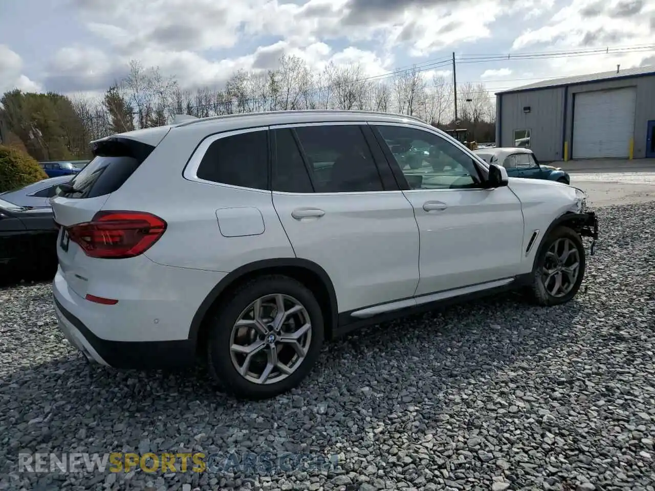 3 Photograph of a damaged car 5UXTY5C09M9F81905 BMW X3 2021