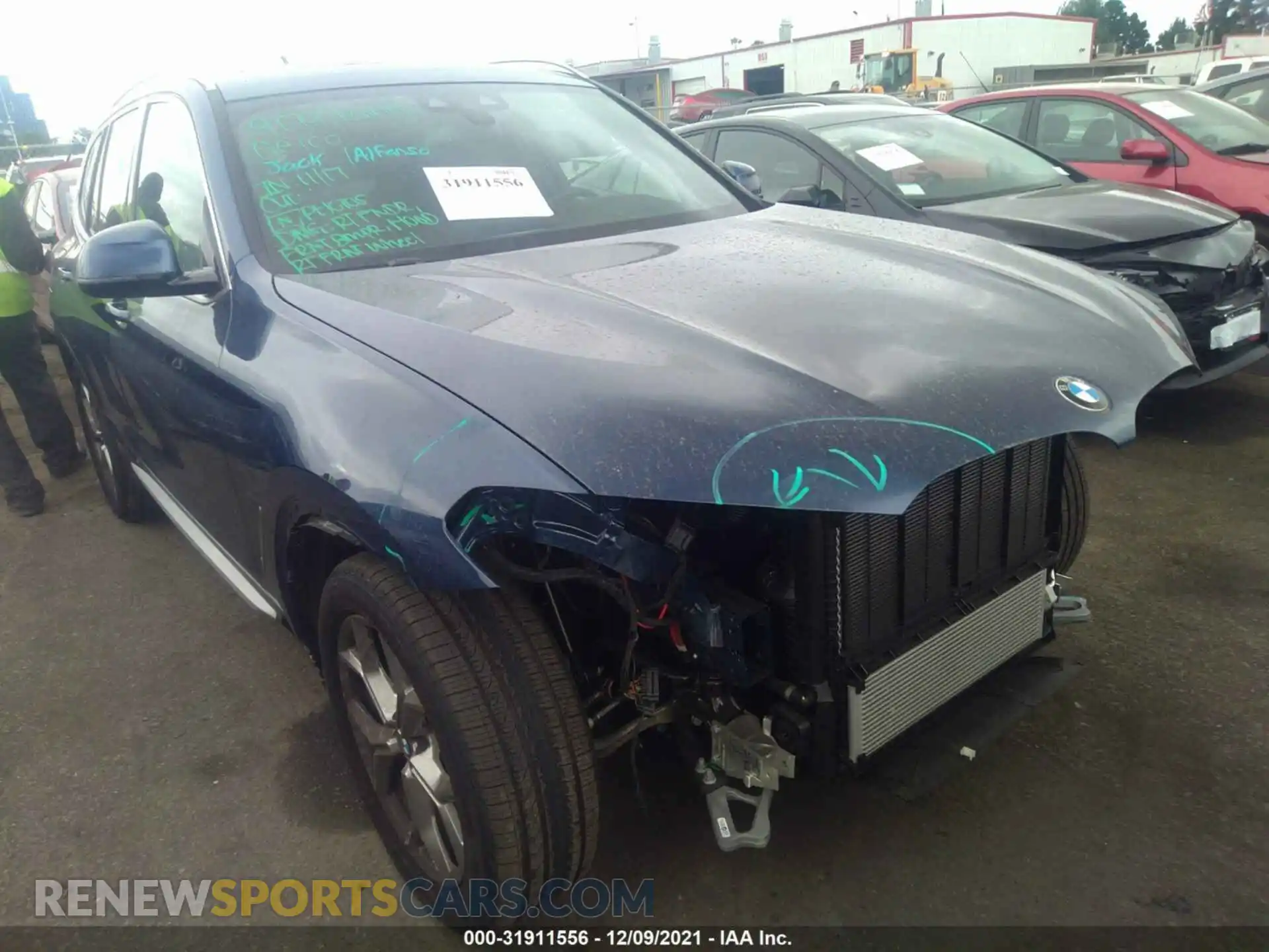 1 Photograph of a damaged car 5UXTY5C09M9G67506 BMW X3 2021