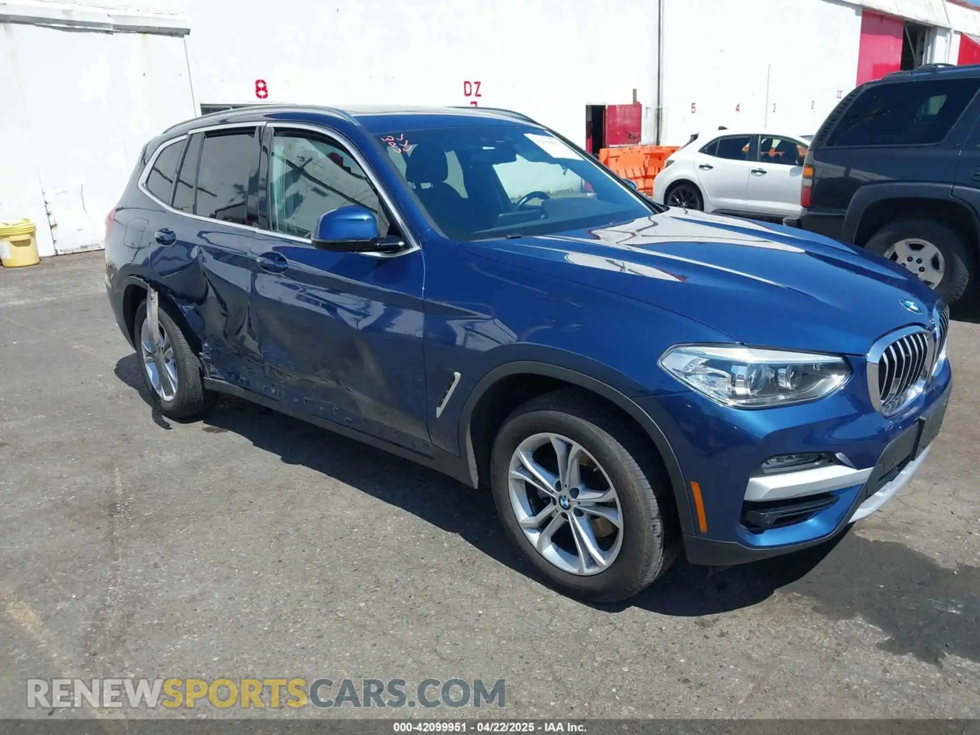 1 Photograph of a damaged car 5UXTY5C09M9H02528 BMW X3 2021