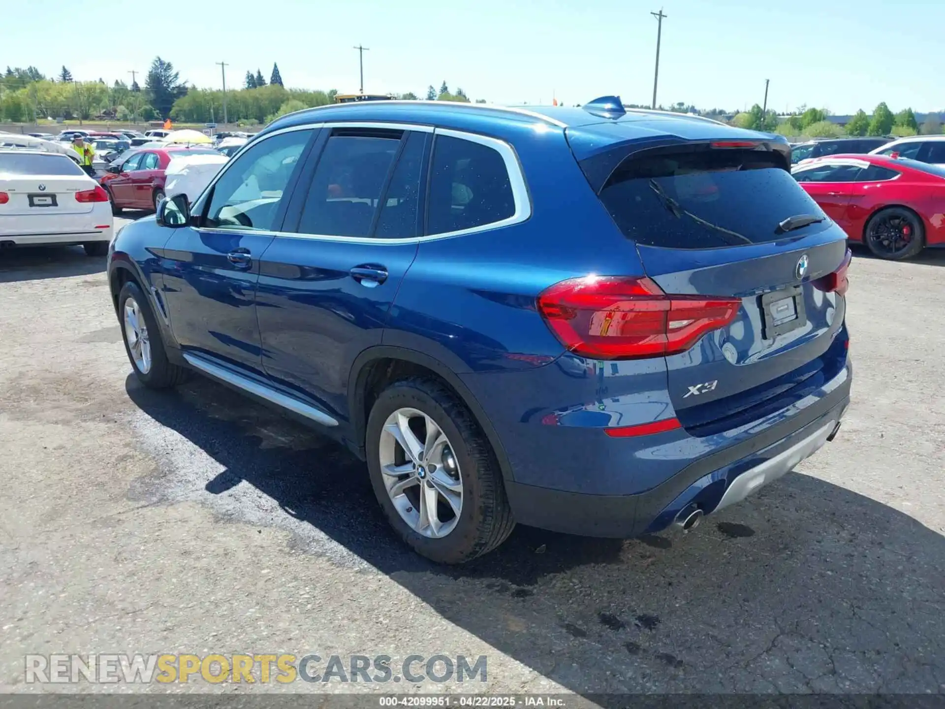 3 Photograph of a damaged car 5UXTY5C09M9H02528 BMW X3 2021