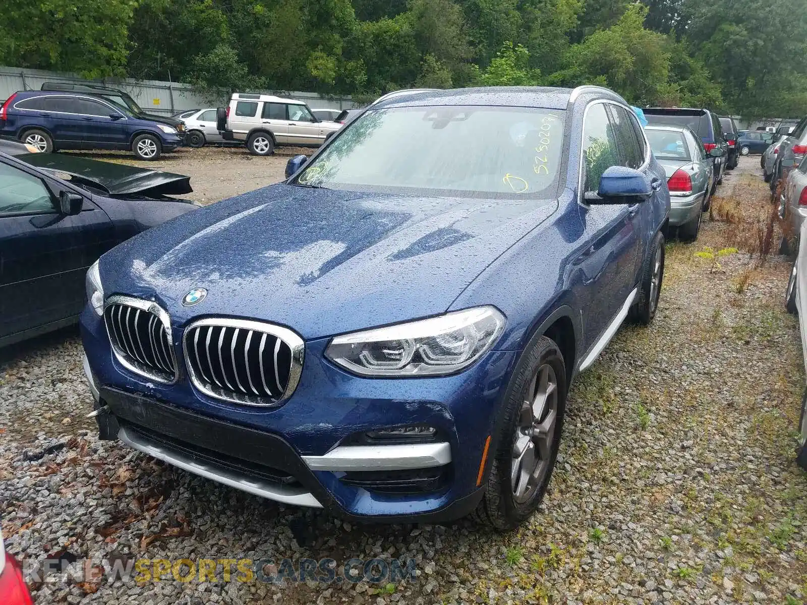 2 Photograph of a damaged car 5UXTY5C09M9H61160 BMW X3 2021