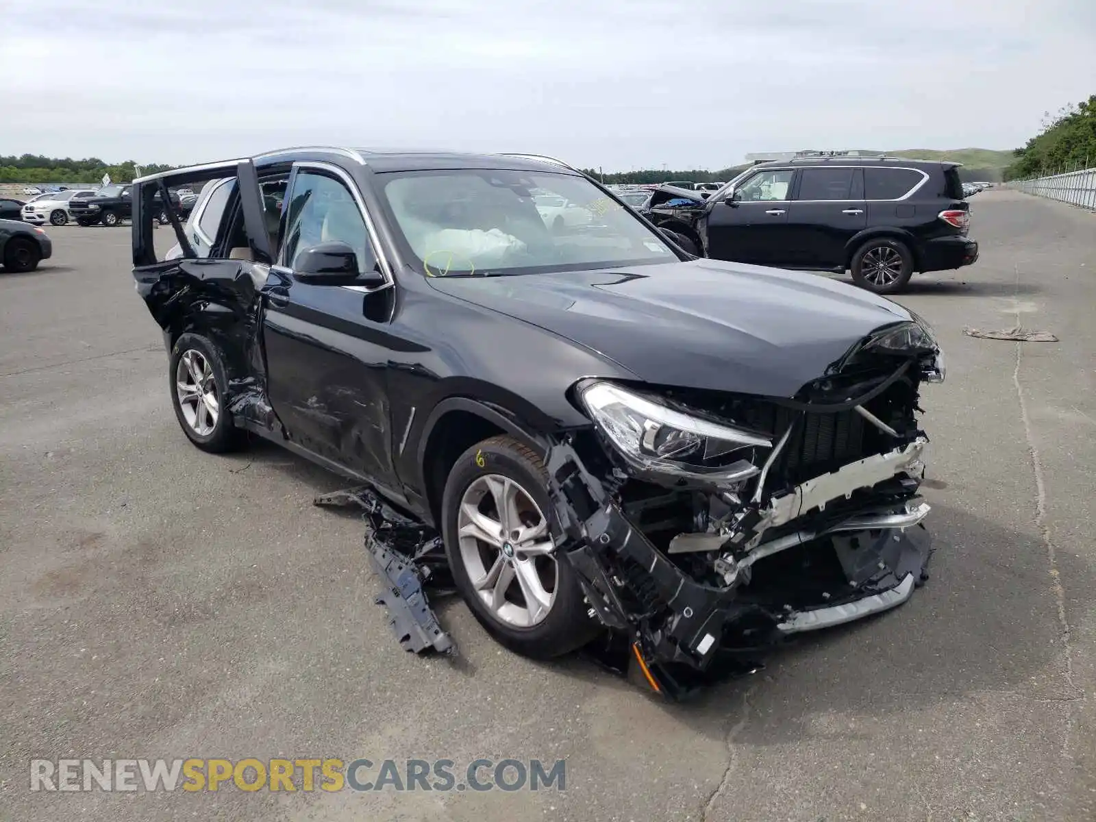 1 Photograph of a damaged car 5UXTY5C0XM9E33052 BMW X3 2021
