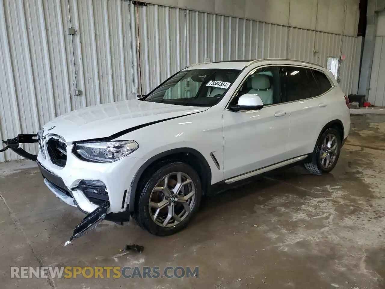 1 Photograph of a damaged car 5UXTY5C0XM9E39904 BMW X3 2021