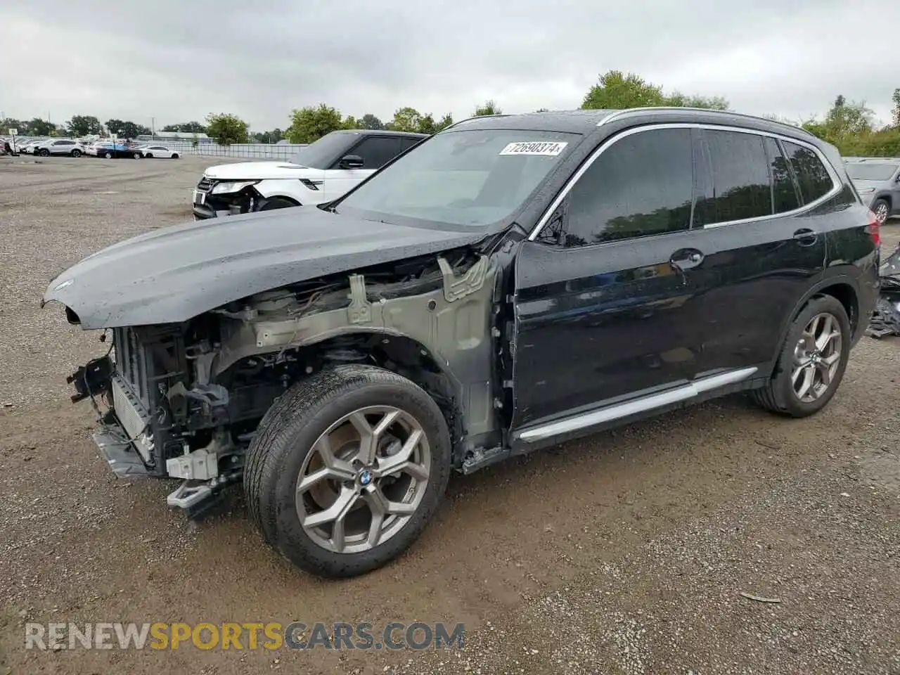 1 Photograph of a damaged car 5UXTY5C0XM9F31899 BMW X3 2021