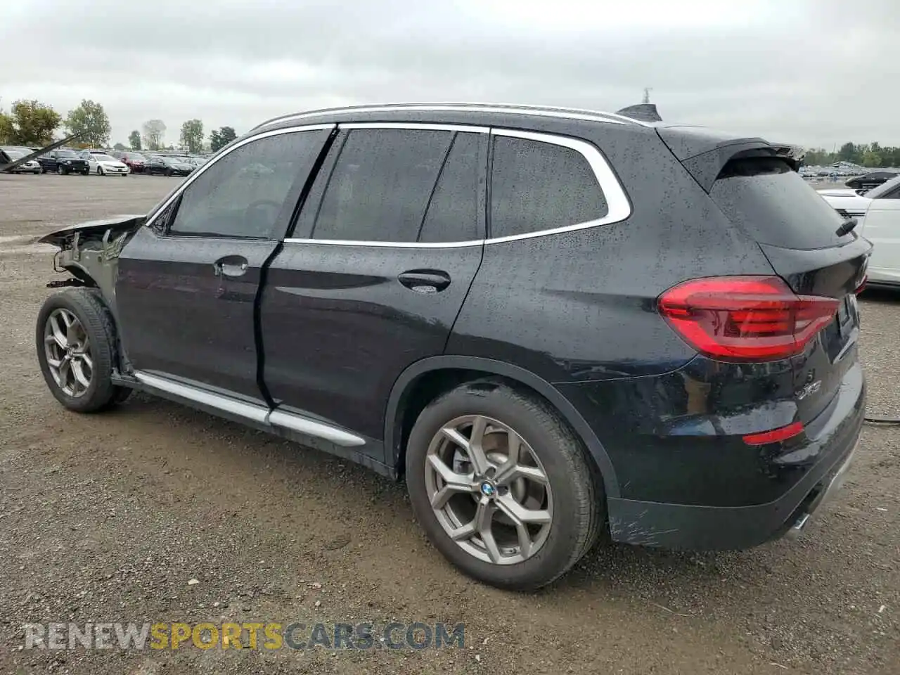 2 Photograph of a damaged car 5UXTY5C0XM9F31899 BMW X3 2021