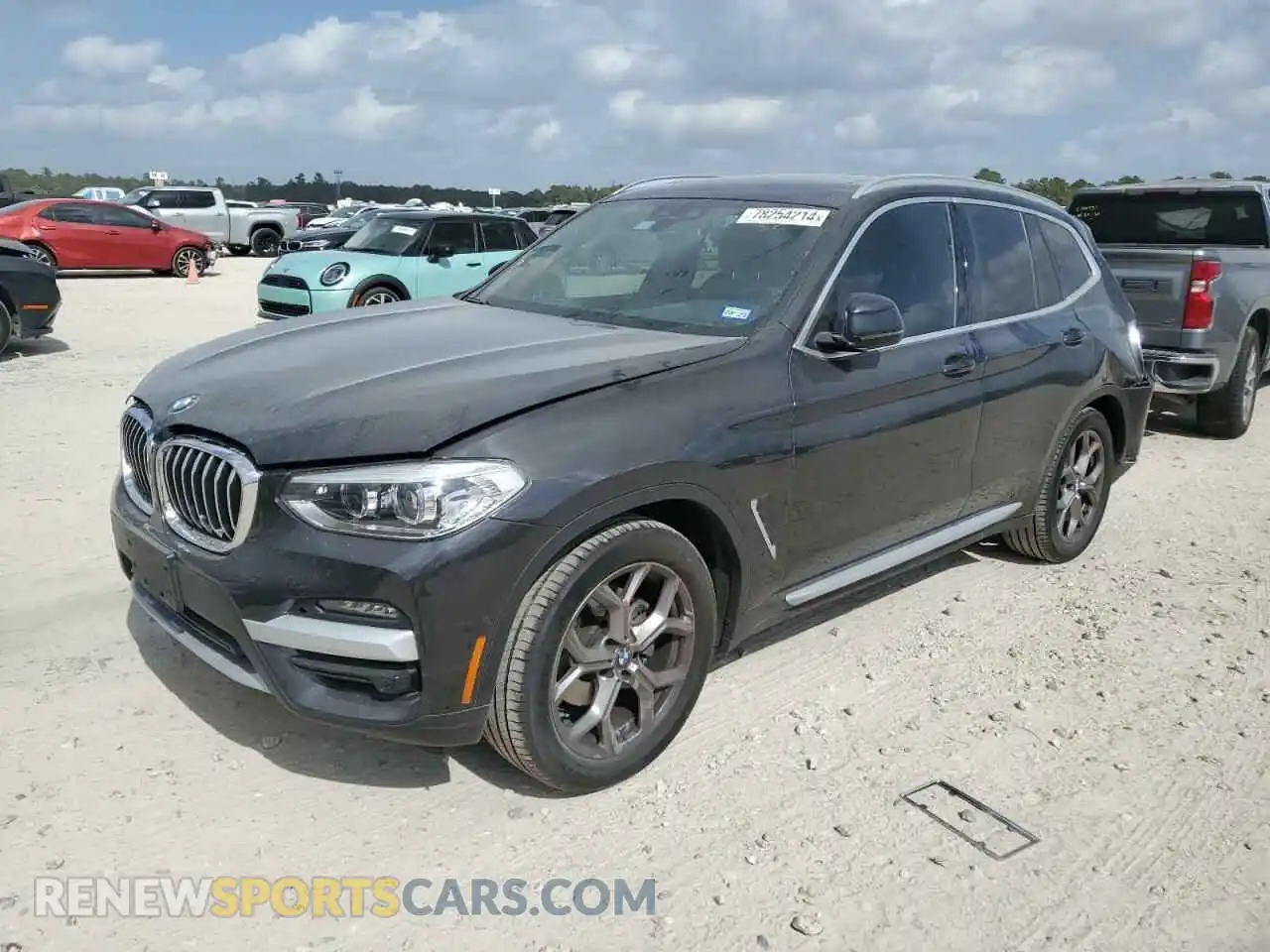 1 Photograph of a damaged car 5UXTY5C0XM9G22249 BMW X3 2021