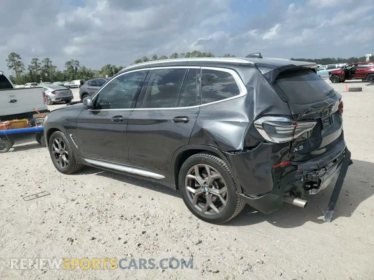 2 Photograph of a damaged car 5UXTY5C0XM9G22249 BMW X3 2021