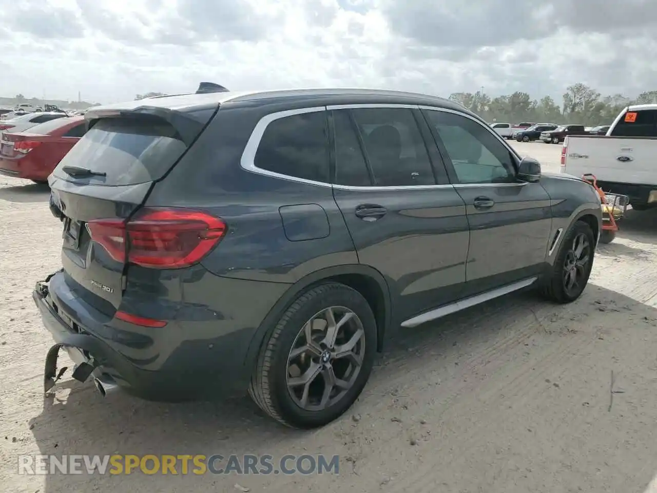 3 Photograph of a damaged car 5UXTY5C0XM9G22249 BMW X3 2021