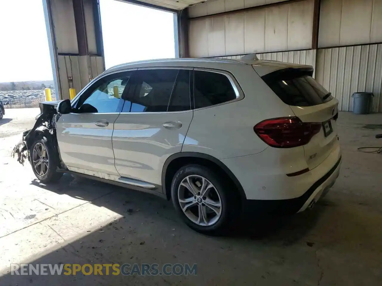 2 Photograph of a damaged car 5UXTY5C0XM9H02716 BMW X3 2021