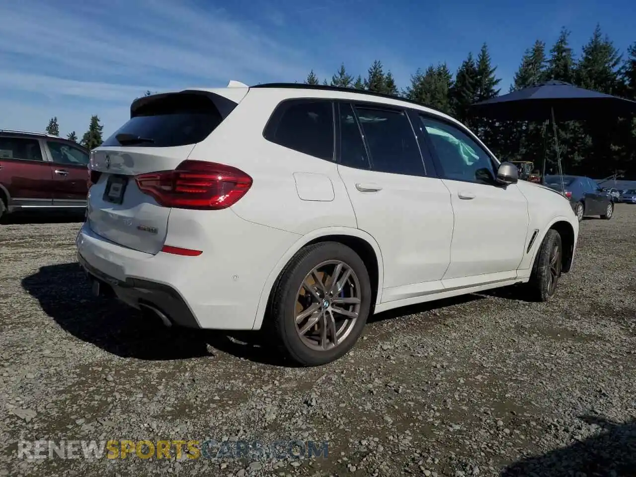 3 Photograph of a damaged car 5UXTY9C02M9F33671 BMW X3 2021