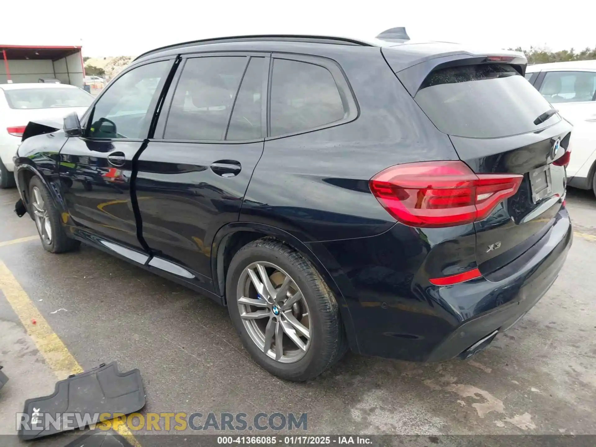 3 Photograph of a damaged car 5UXTY9C02M9F43214 BMW X3 2021