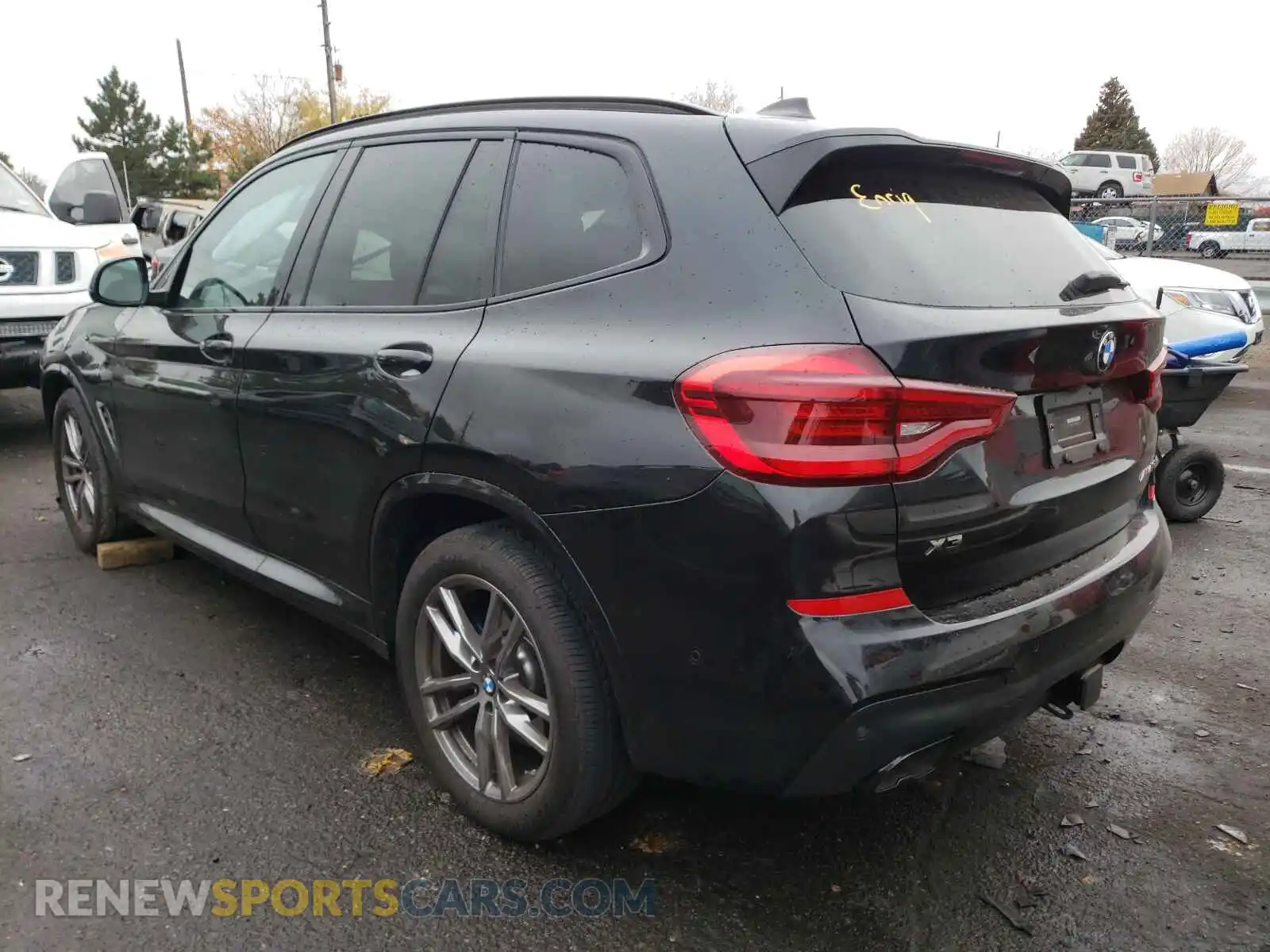 3 Photograph of a damaged car 5UXTY9C02M9H30467 BMW X3 2021