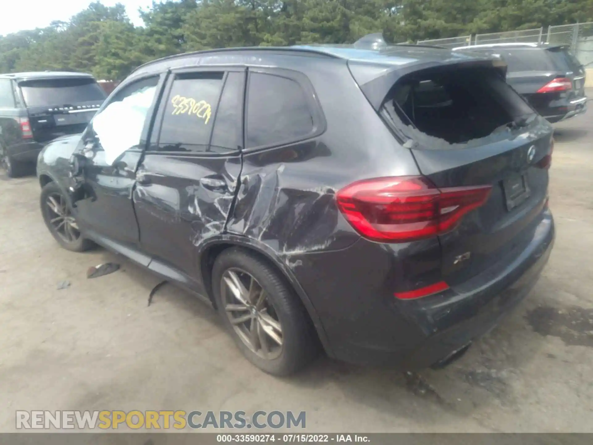 3 Photograph of a damaged car 5UXTY9C03M9D85045 BMW X3 2021