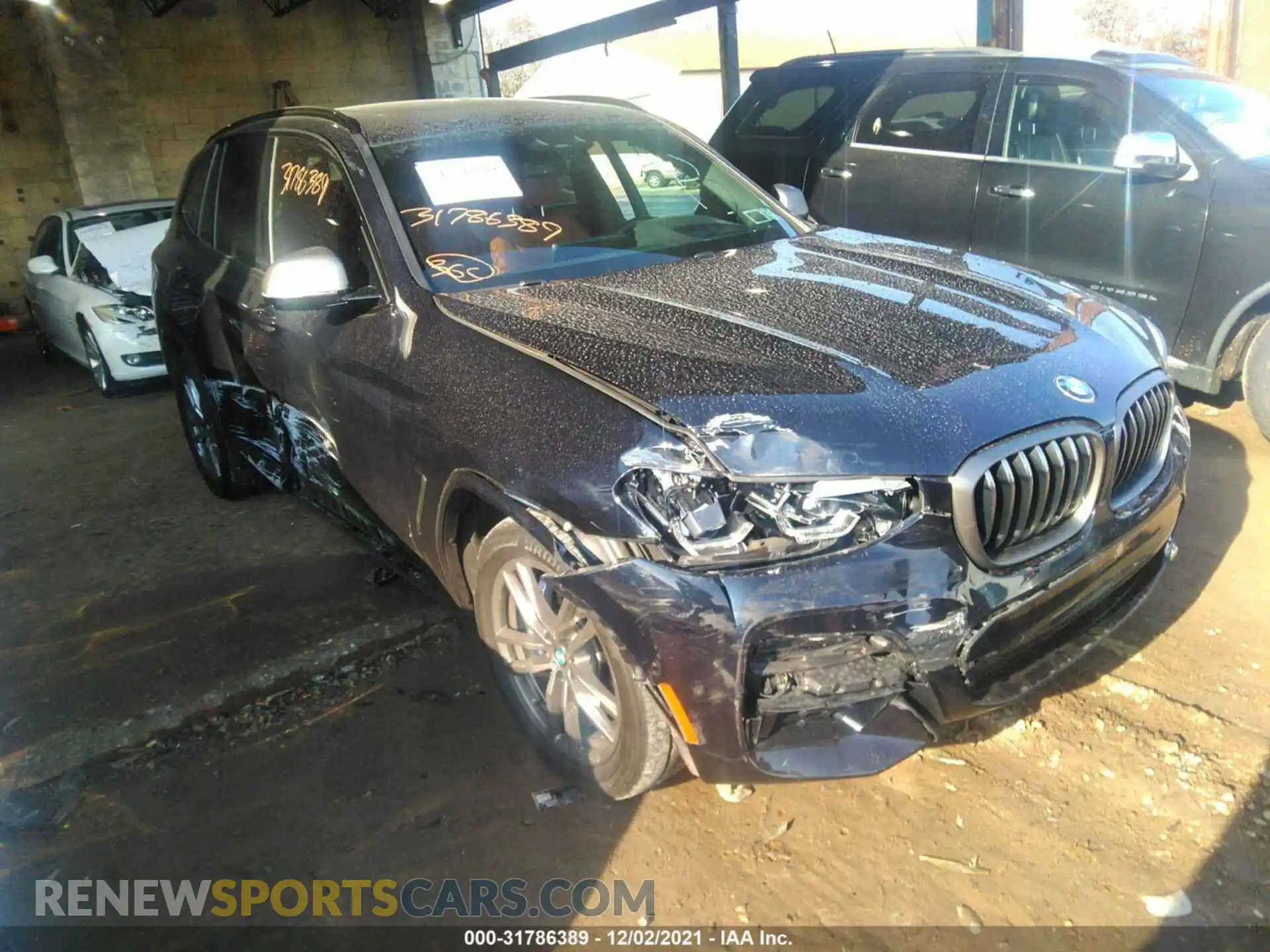 1 Photograph of a damaged car 5UXTY9C03M9F40094 BMW X3 2021