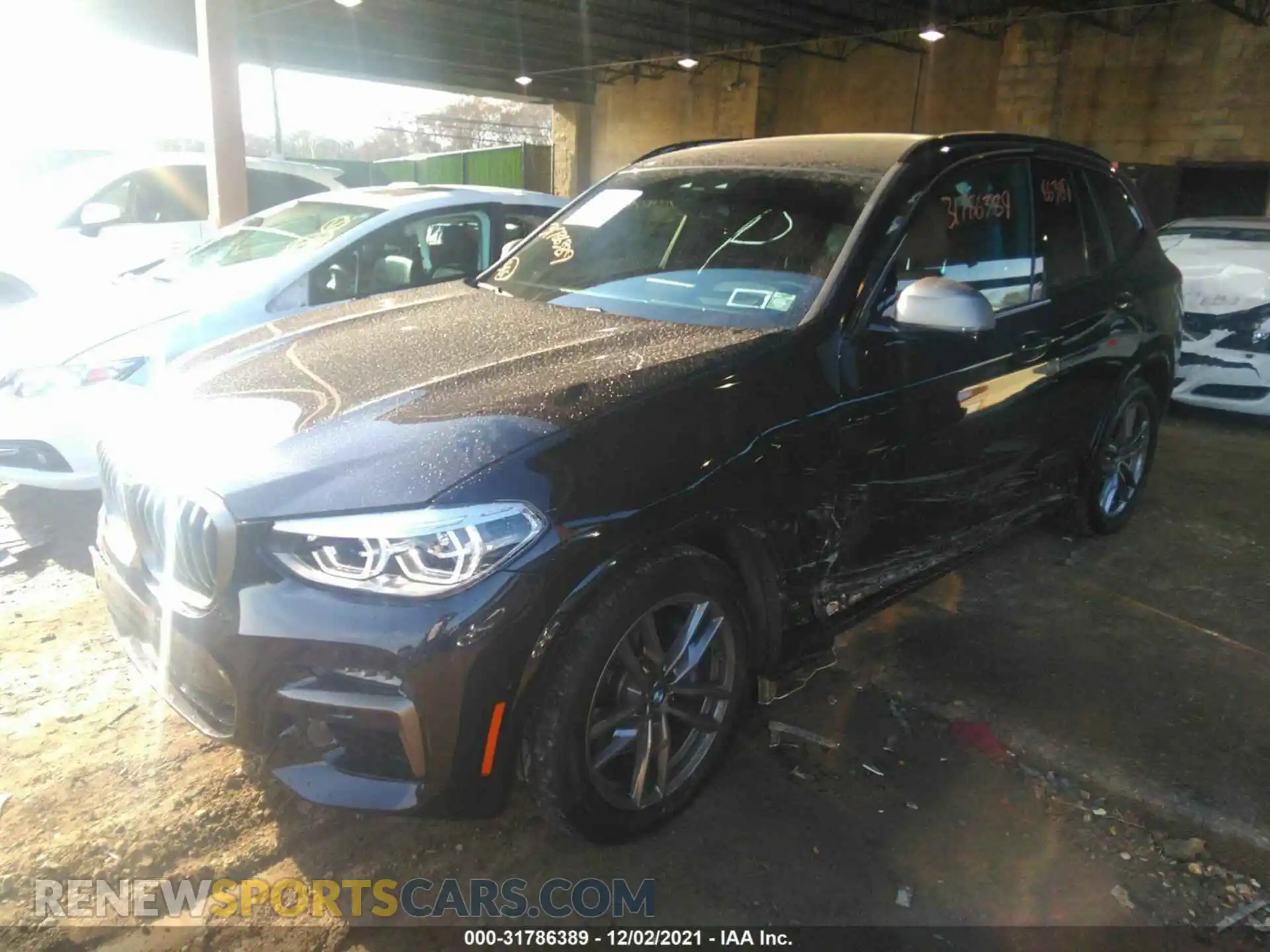 2 Photograph of a damaged car 5UXTY9C03M9F40094 BMW X3 2021