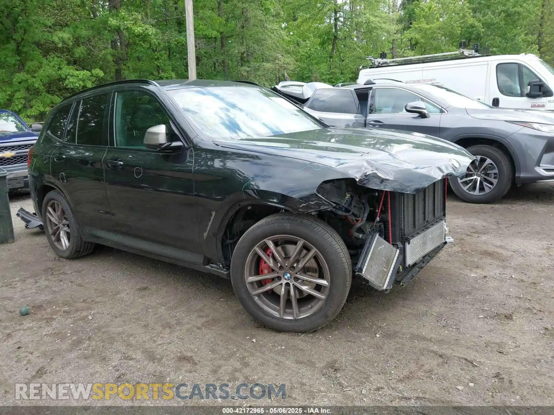 1 Photograph of a damaged car 5UXTY9C04M9E07540 BMW X3 2021