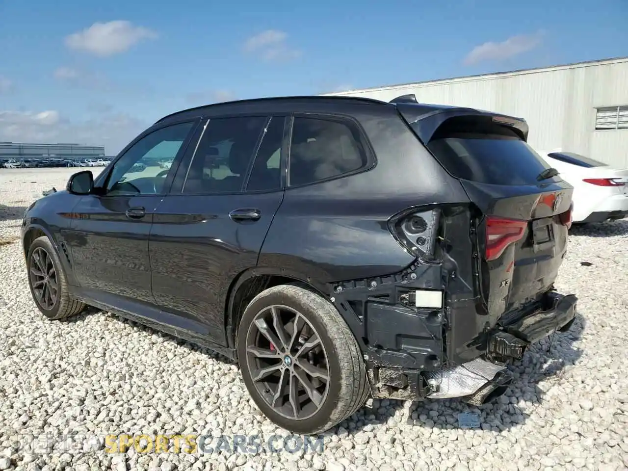 2 Photograph of a damaged car 5UXTY9C04M9F66476 BMW X3 2021