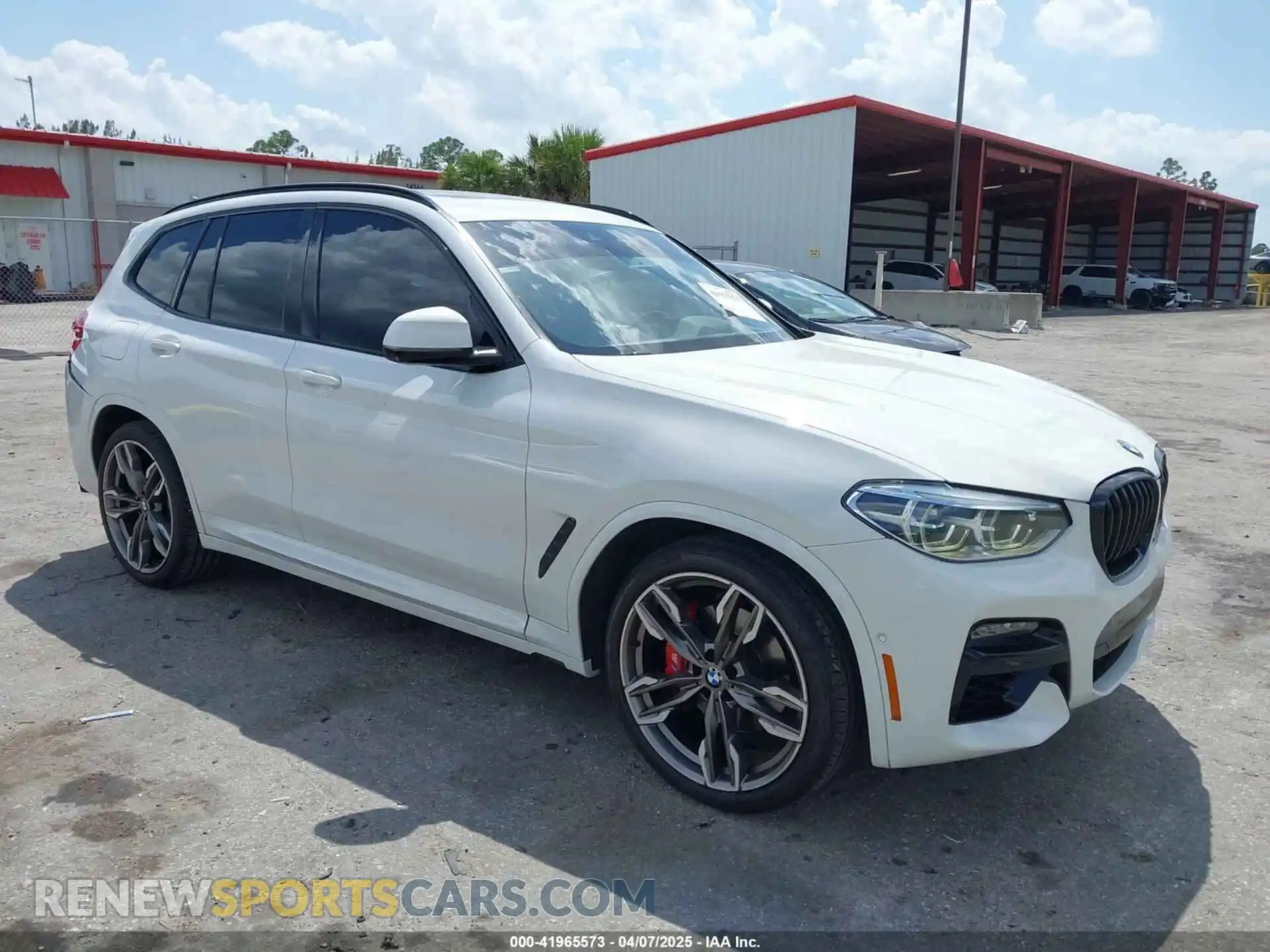 1 Photograph of a damaged car 5UXTY9C04M9G46876 BMW X3 2021