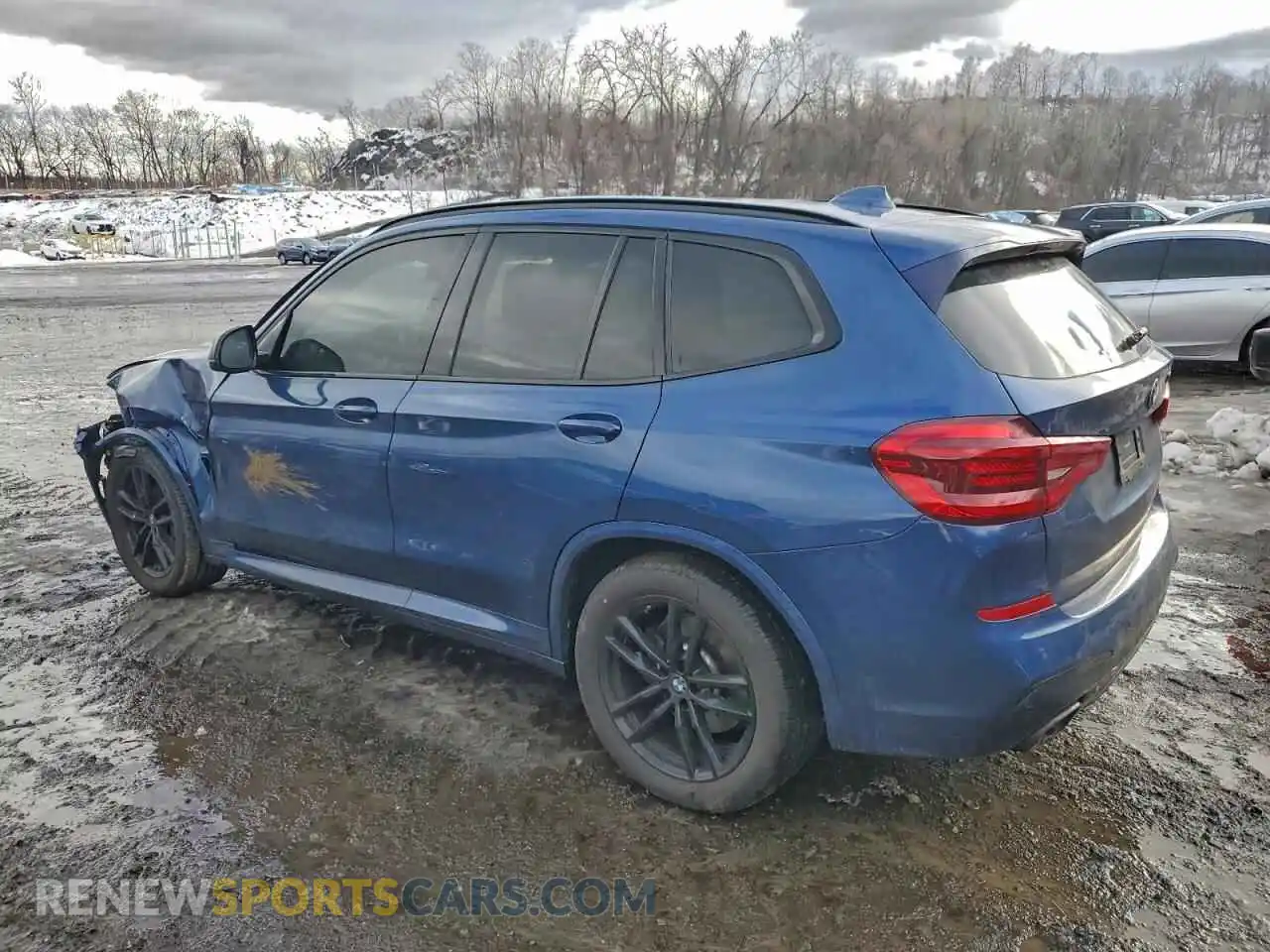 2 Photograph of a damaged car 5UXTY9C07M9D82102 BMW X3 2021