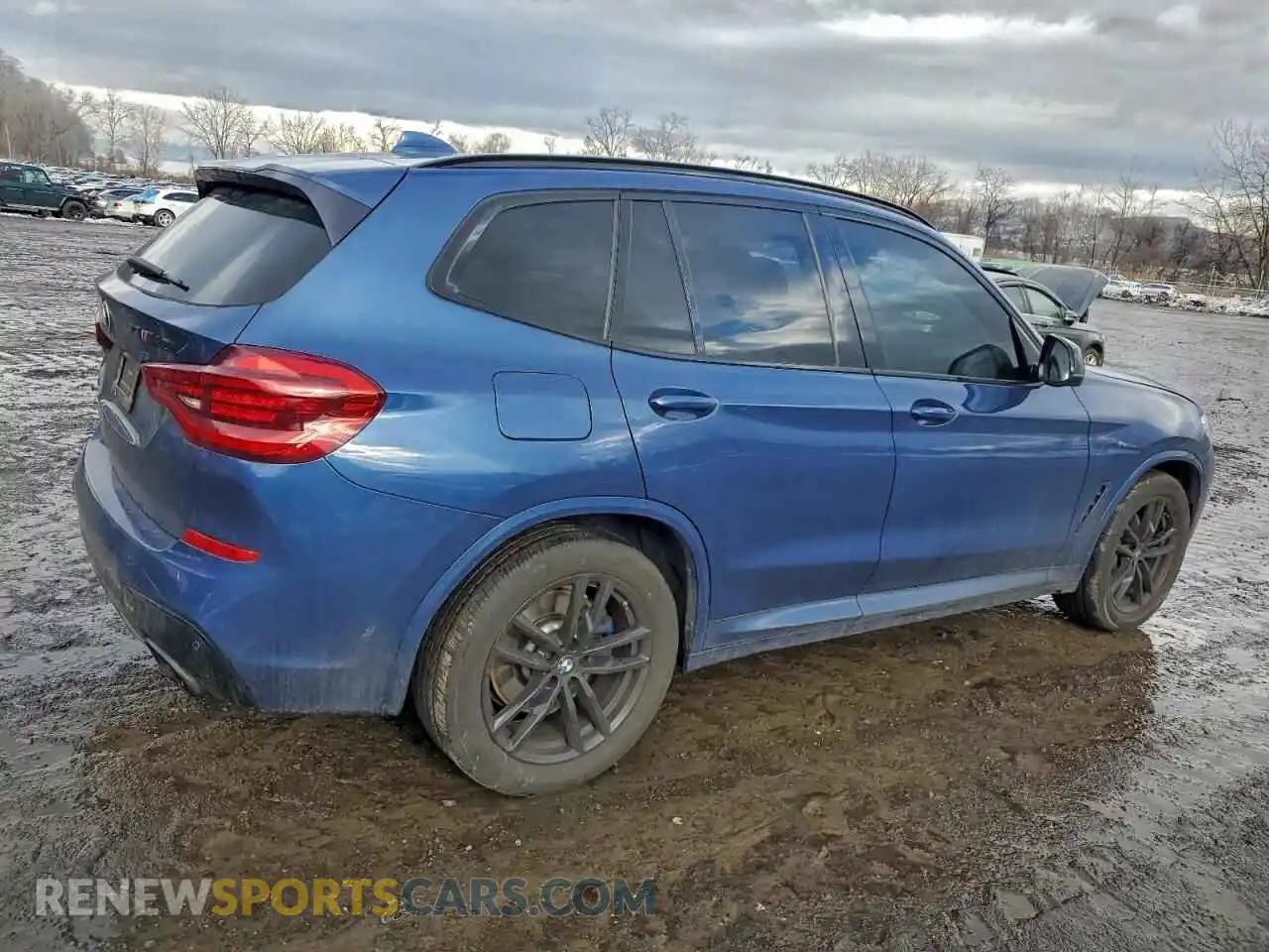 3 Photograph of a damaged car 5UXTY9C07M9D82102 BMW X3 2021