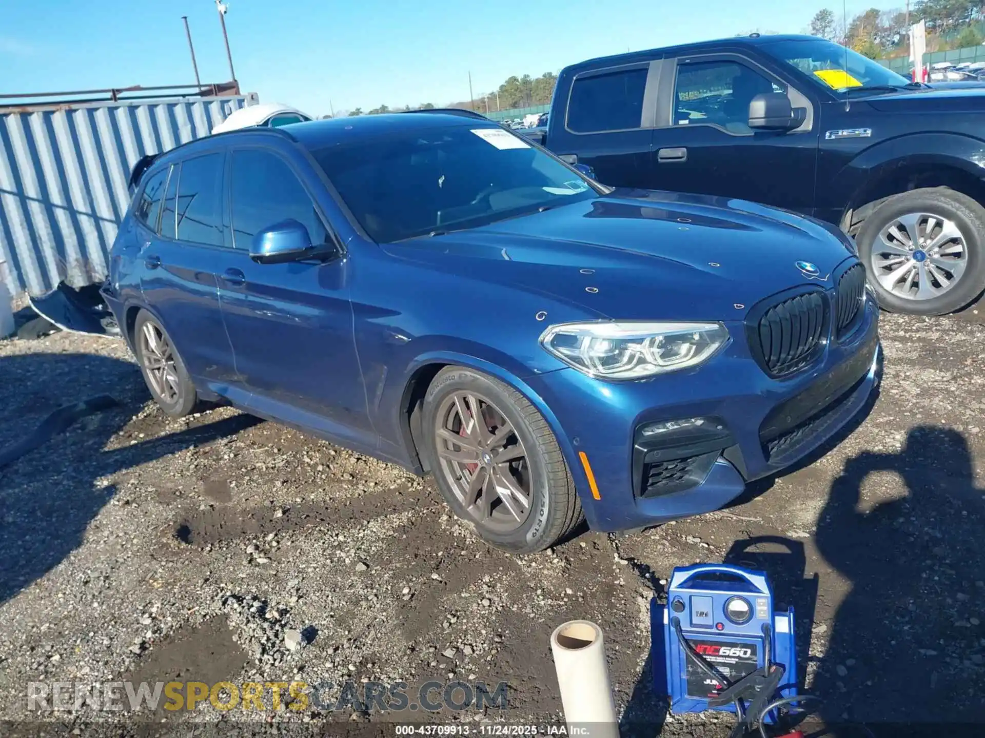 1 Photograph of a damaged car 5UXTY9C07M9G30896 BMW X3 2021